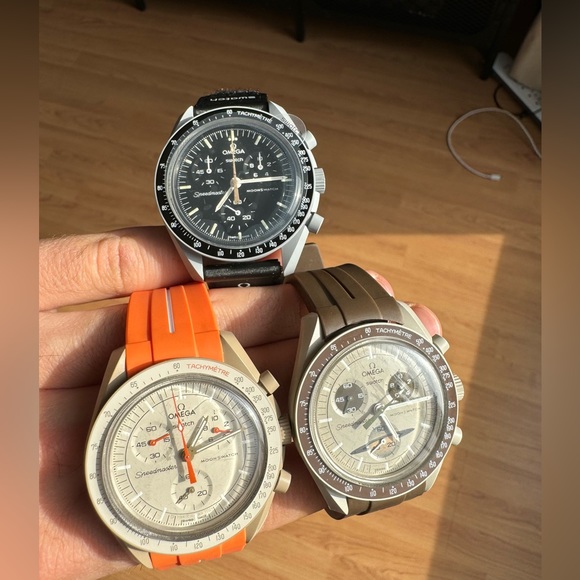 Omega X Swatch MISSION TO MOONSHINE GOLD - Picture 3 of 8